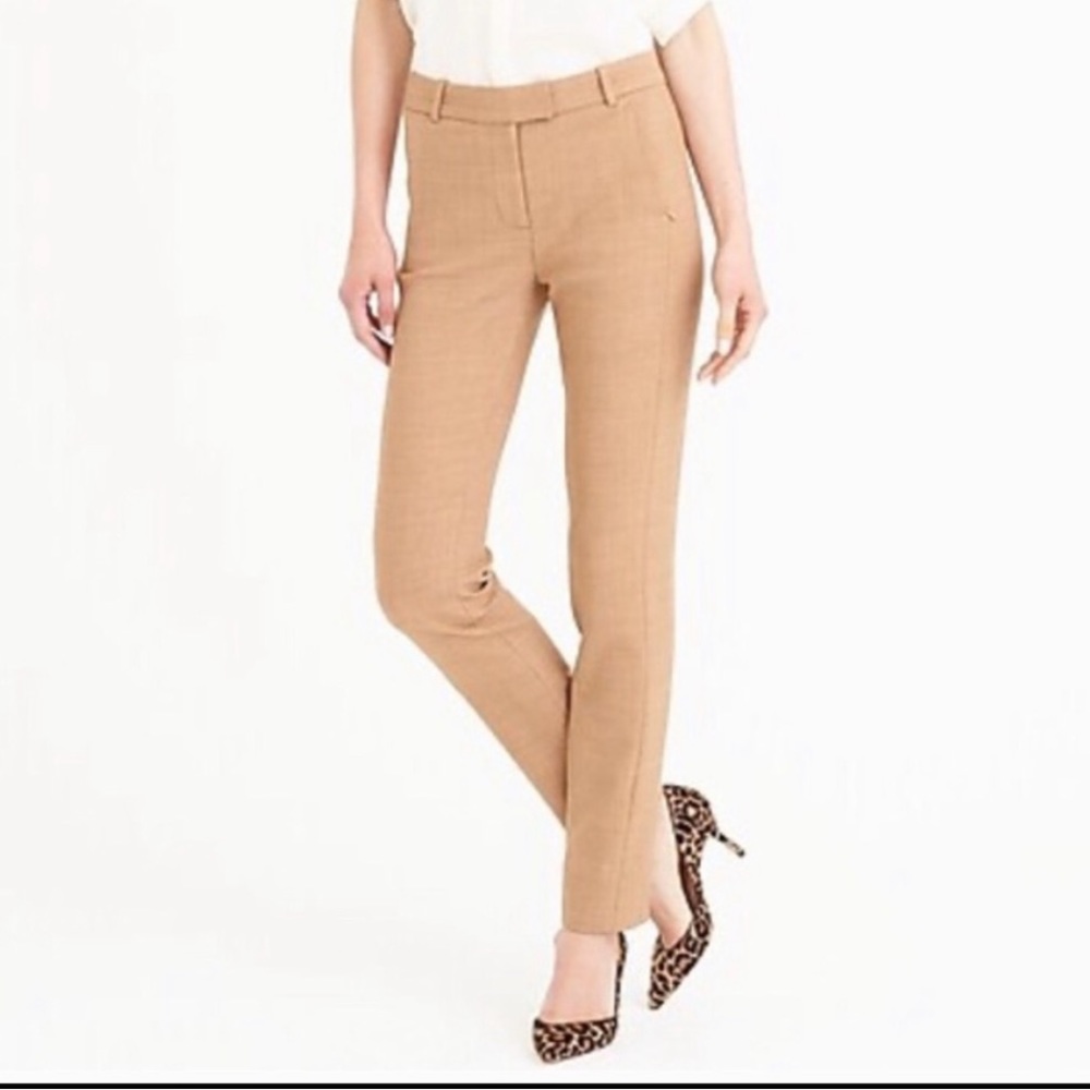 Maddie camel size 6 Nwot pants!
